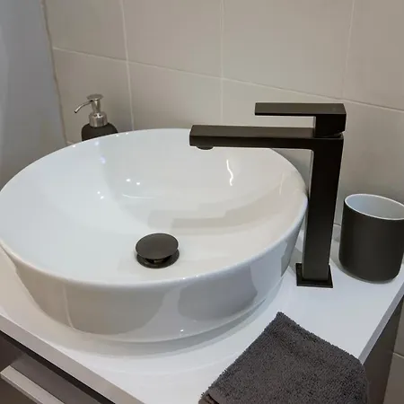 Super Modern And Design Apartment, A Due Passi Dai Navigli *