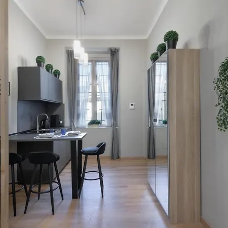 Super Modern And Design Apartment, A Due Passi Dai Navigli *